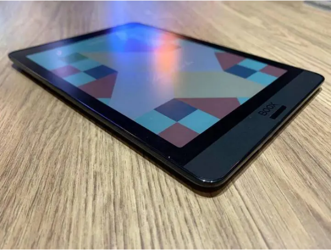 Boox Nova3 Color 高效能、輕巧好攜帶